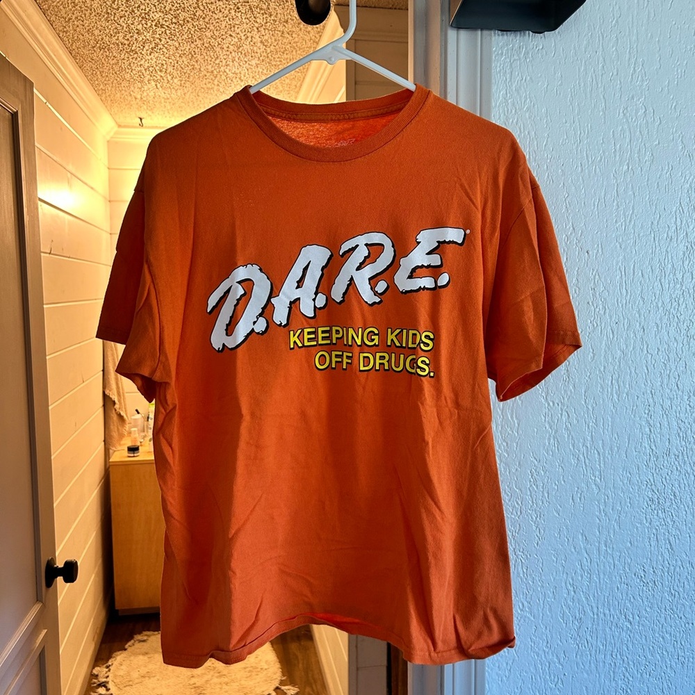 UO Vintage DARE T-shirt